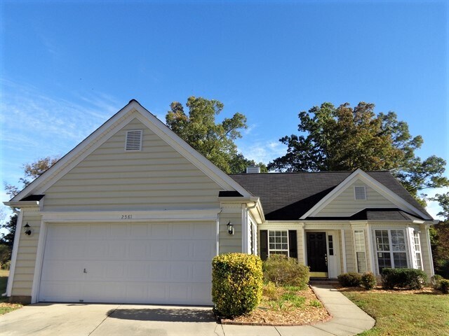 Primary Photo - 2581 Governors Pointe Ct NE