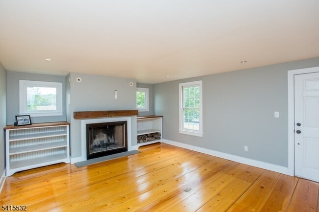 Building Photo - 2170 Daniel Bray Hwy