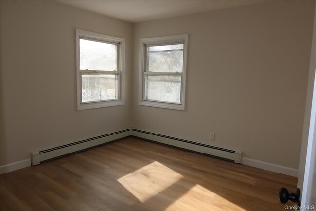 Building Photo - 93 4th Ave