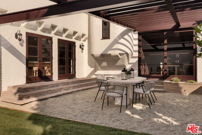 Building Photo - 1641 N Ogden Dr