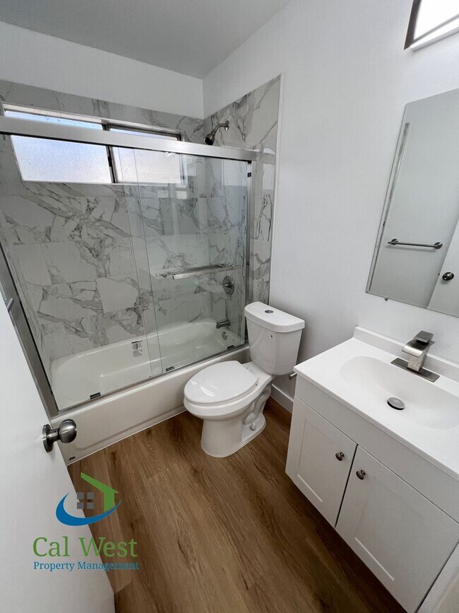 Building Photo - 3023 Plumstead Way