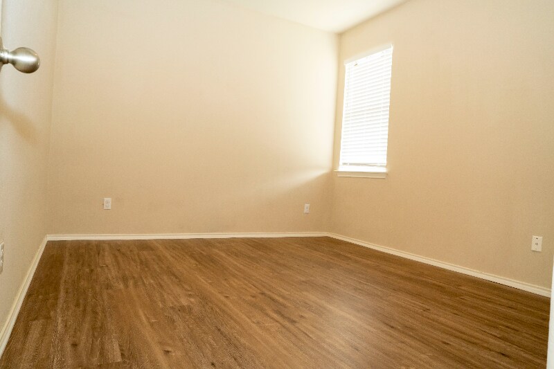 Building Photo - 3516 Savage Springs Dr