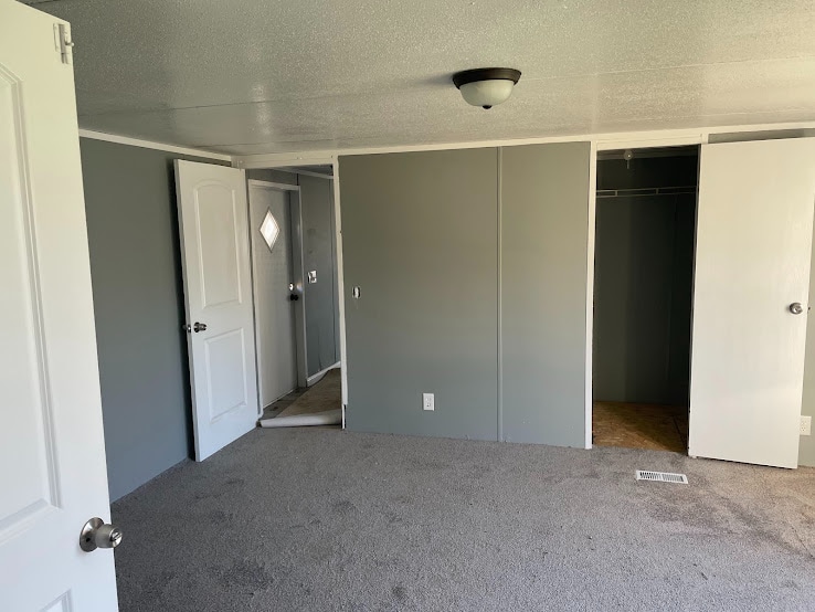 Building Photo - 7601 N Hwy Vv