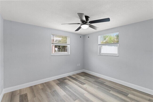 Building Photo - 7415 San Salvadore Dr