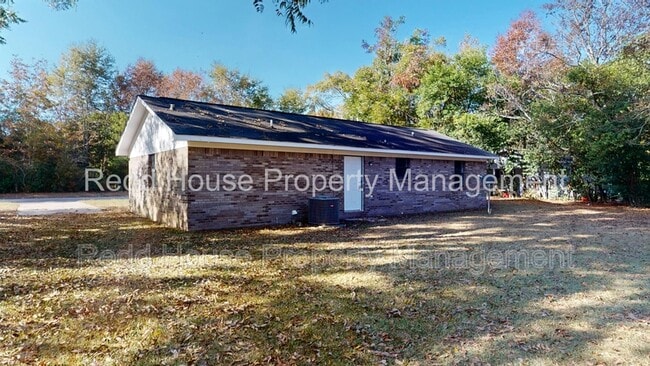 Building Photo - 205 Mildred St