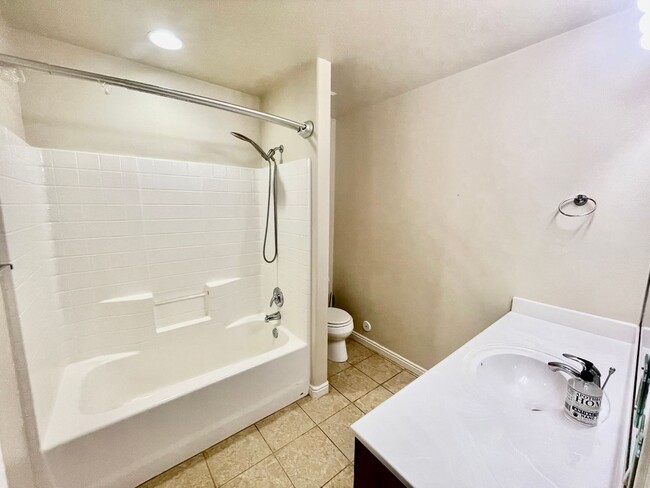 Building Photo - Lovely Pet-Friendly 4-BR Home in Ivins