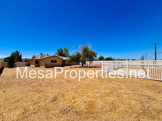 Building Photo - 22854 Itasca Rd