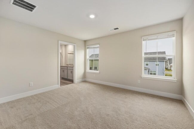 Building Photo - 226 Munsee Cir