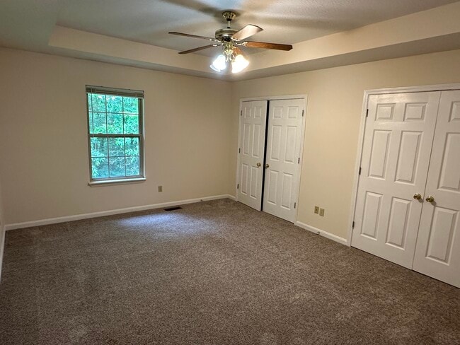 Building Photo - 1017 Smither Dr