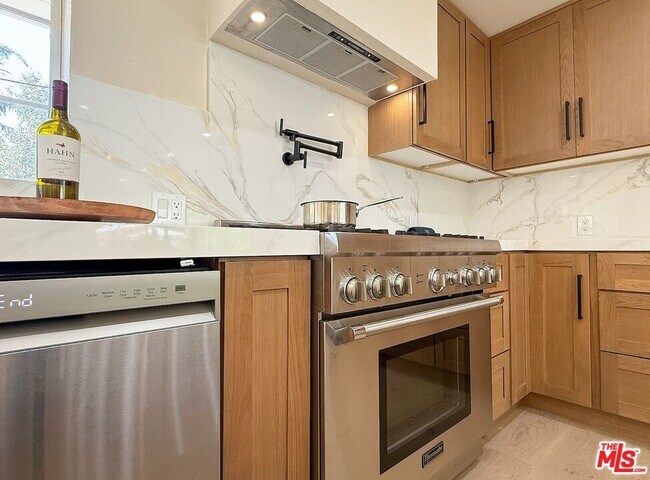 Building Photo - 4108 Valley Vista Ct