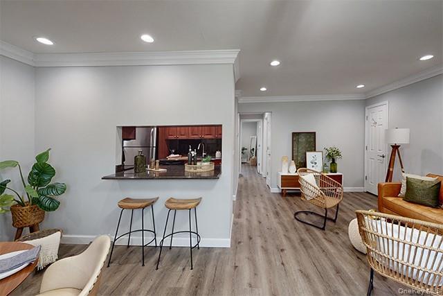 Building Photo - 118 Easy St