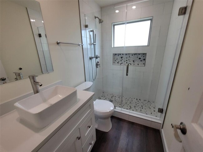 Building Photo - 8709 Donna Gail Dr