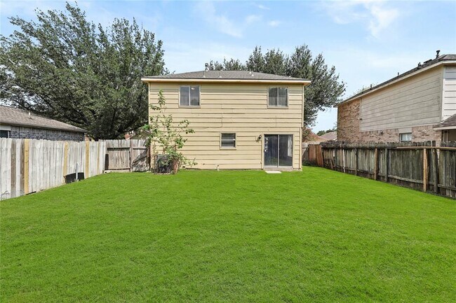 Building Photo - 993 Shelton Ln