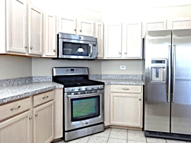 Building Photo - 1648 Quinn Dr