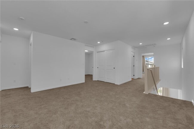 Building Photo - 5925 Obsidian Sky Ave
