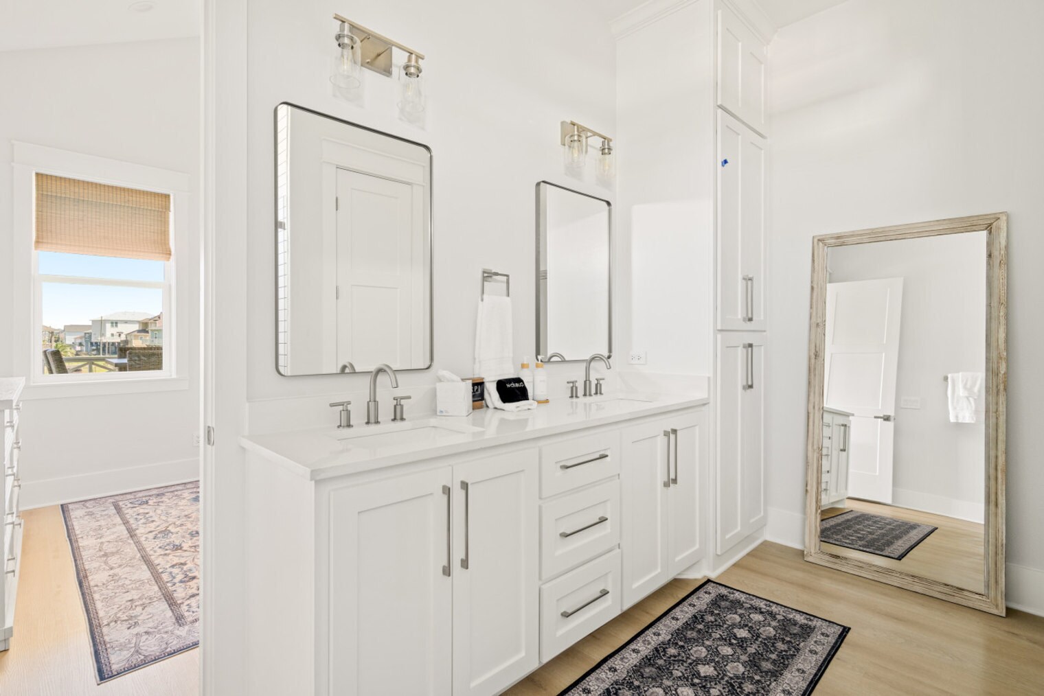 Building Photo - 867 Bowers Ln