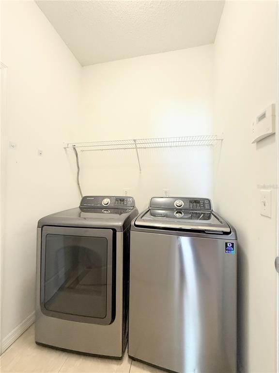 Building Photo - 10301 Goldenbrook Way