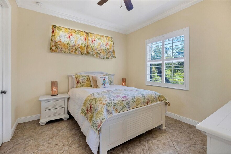 Building Photo - 8138 Arlewood Cir