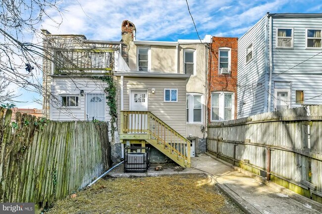 Building Photo - 19 N Morley St