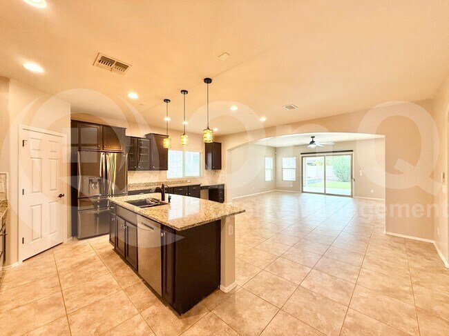 Building Photo - 10831 W Bronco Trail