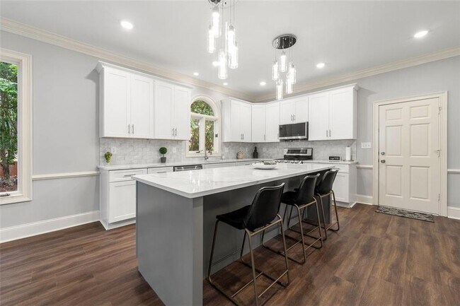 Building Photo - 4441 Langdon Walk