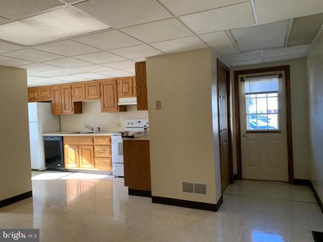 Building Photo - 303 Union St