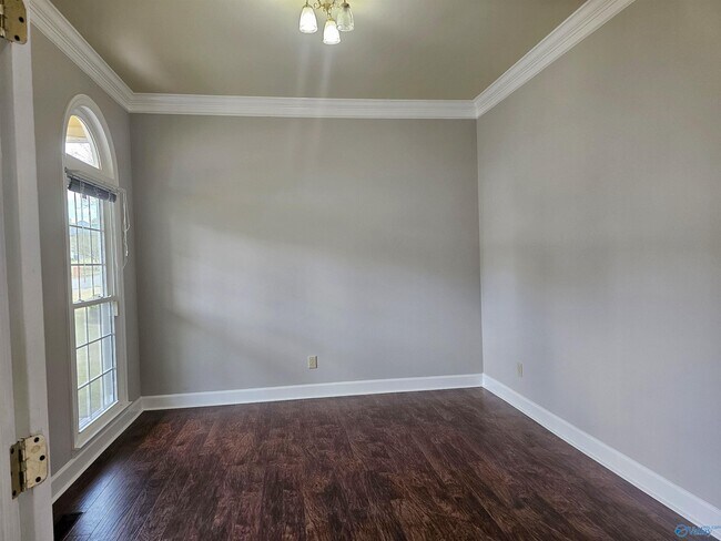 Building Photo - 102 Fred Atkinson Rd