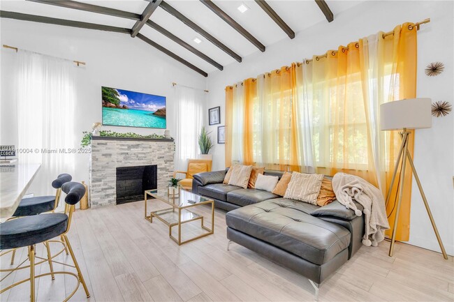 Building Photo - 774-774 NW 49th St