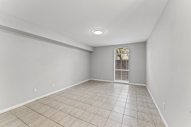 Building Photo - 4627 Wild Indigo St