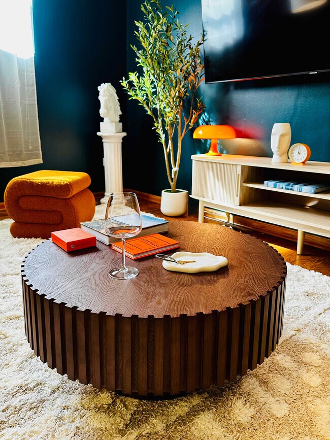 Building Photo - 1418 N Talman Ave