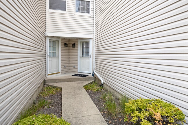 Building Photo - 2349 Stoughton Cir