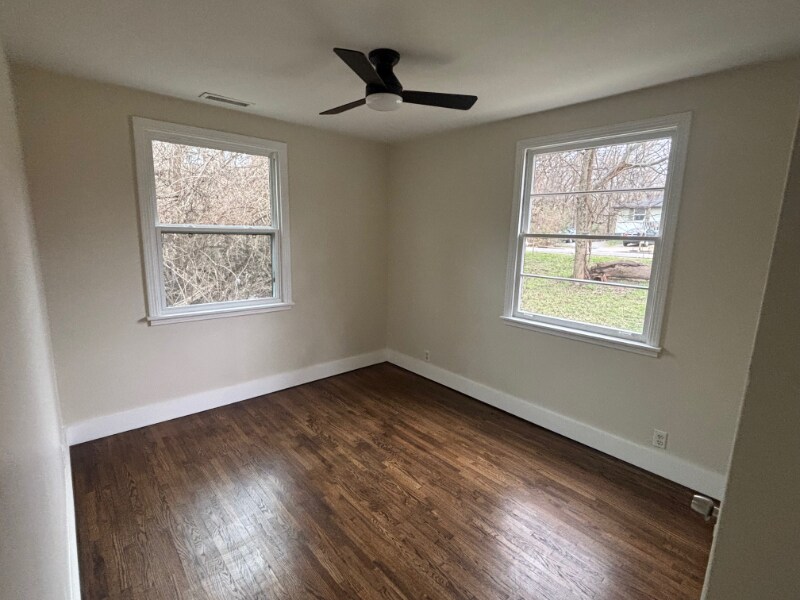 Building Photo - 35 Whitsett Rd