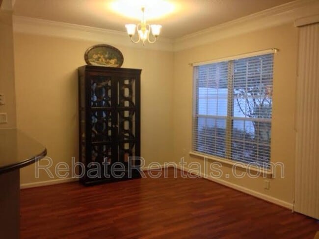 Building Photo - 11141 Castlemain Cir S