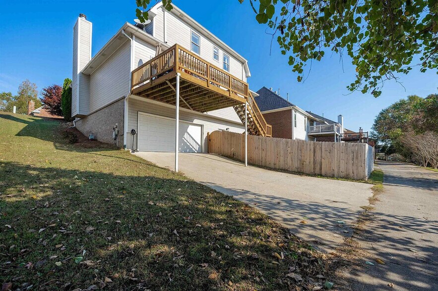 Building Photo - 1565 Bent River Cir