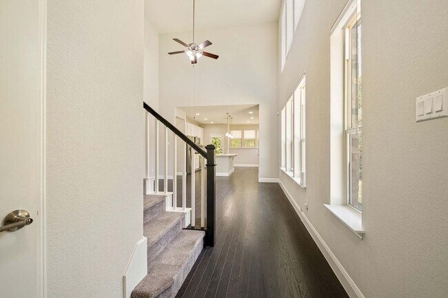 Building Photo - Fantastic 3 Bedroom, 2.5 Bath, 2-Story Hom...