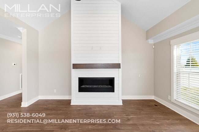 Building Photo - Gated Community Living with Open Views & Designer Kitchen