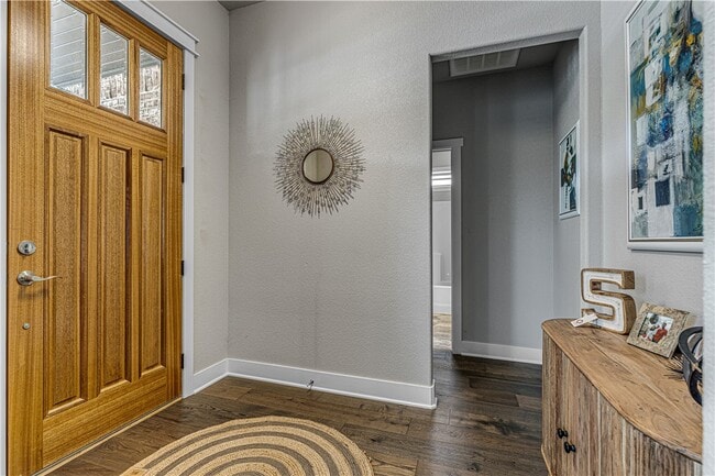 Building Photo - 2630 E Bayside Xing