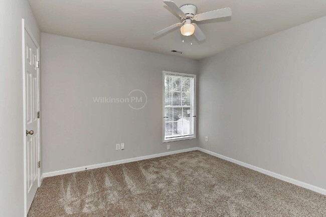 Building Photo - Beautiful 4-Bedroom Two Story Home with Fe...
