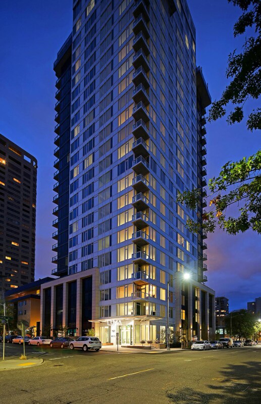 Building Photo - 1321 Seneca St