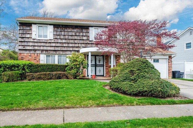 Primary Photo - 77 Tioga Ave