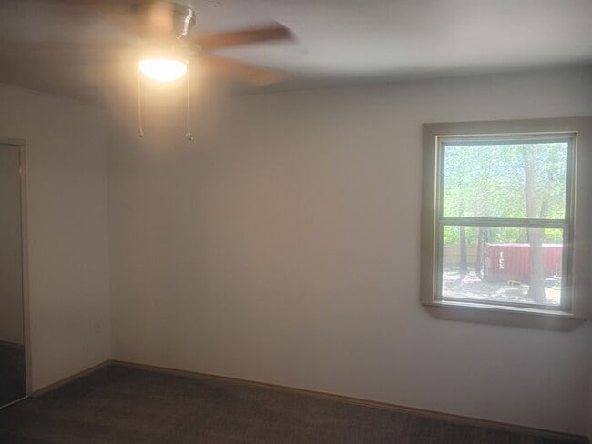Building Photo - This one has it ALL! Rare with privacy and views! Large shed and truck/boat storage!