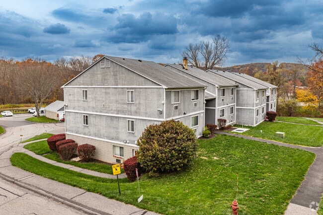 Building Photo - Jefferson Woods