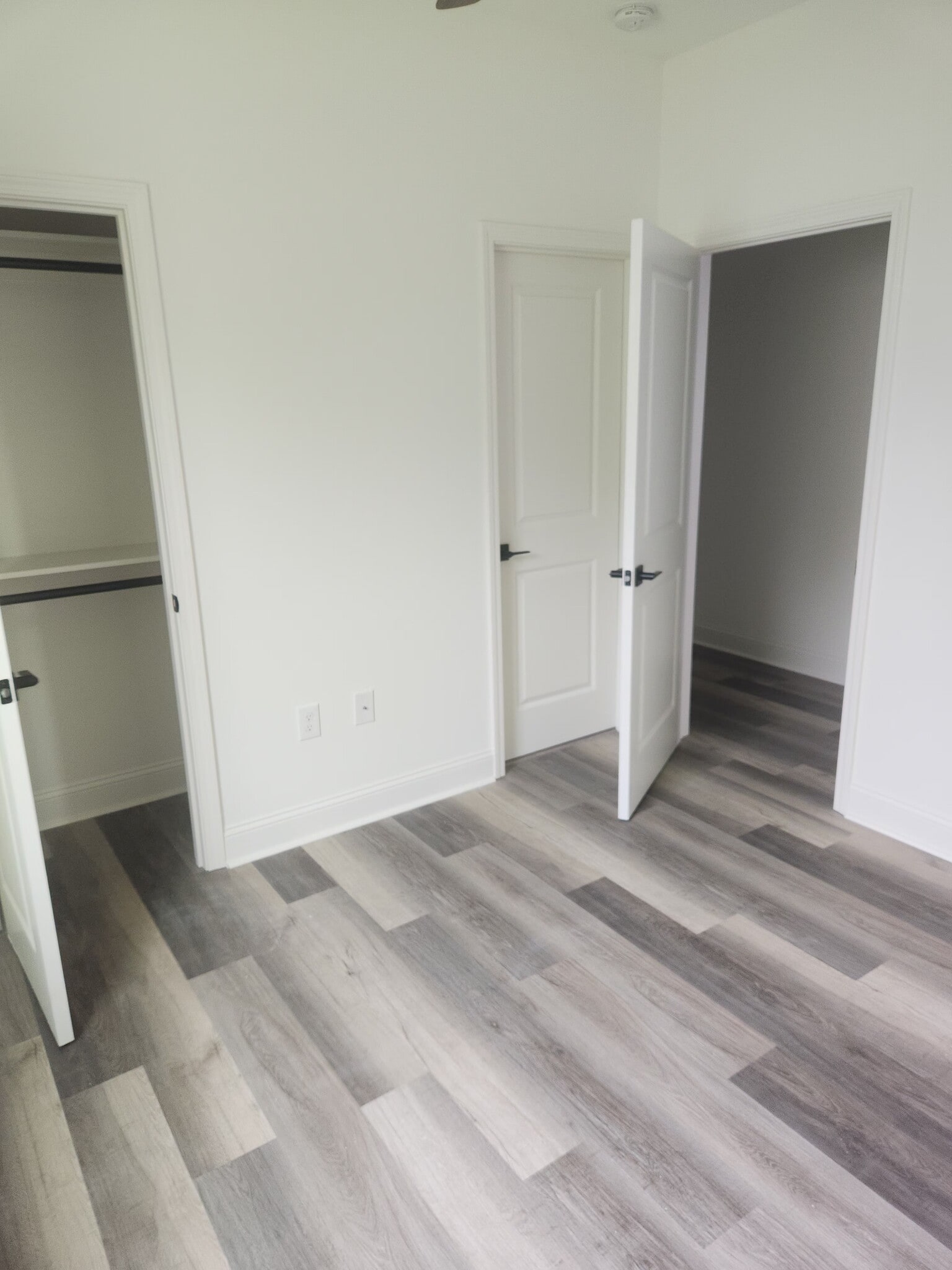 2nd Bedroom Closet - 2033 Conti St