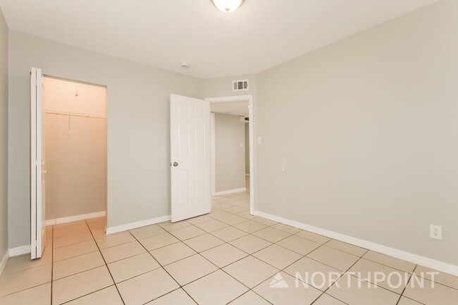 Building Photo - 3 BR/1BA | Newly Renovated Single Family Home | 1-Car Covered Parking | Gated backyard