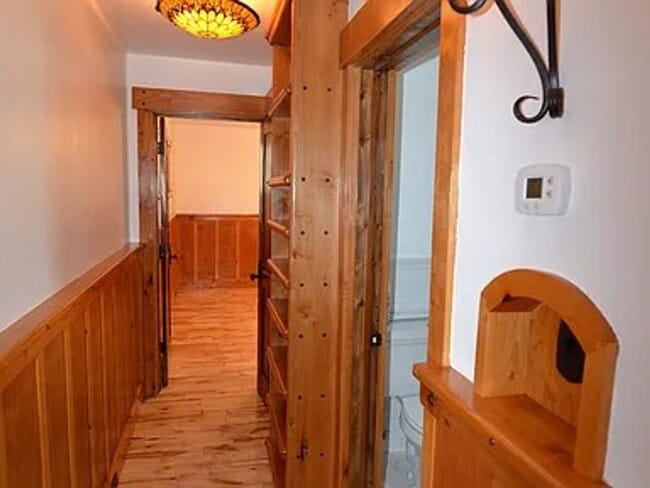 Building Photo - Your Dream Home Awaits! Available in June!
