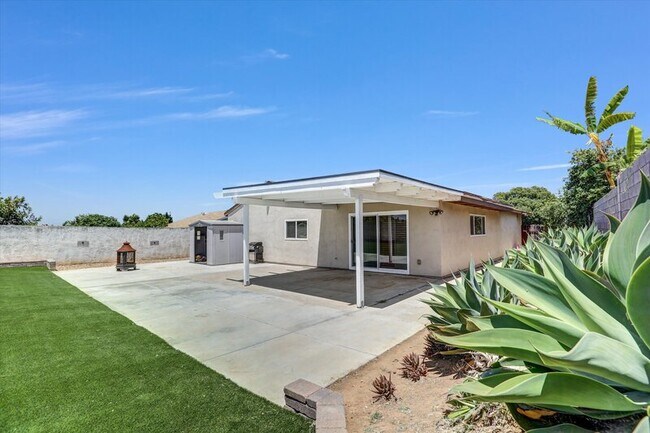 Building Photo - 2683 Caulfield Dr