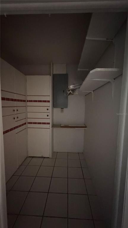 Building Photo - 126 N Observatory Dr