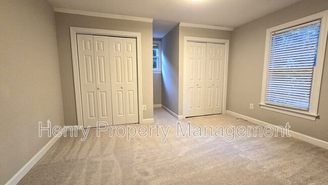 Building Photo - 131 Gold Meadow Dr