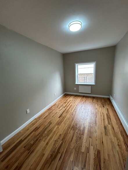 Building Photo - 315 E 163rd St