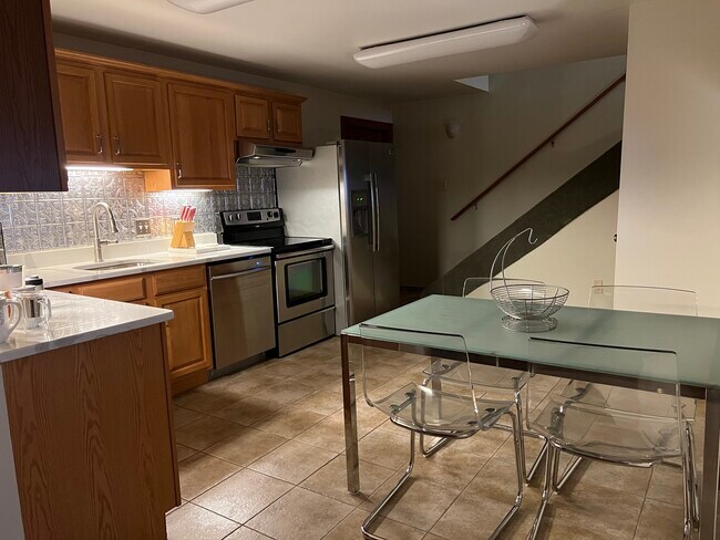 Kitchen - 59 E 8th St